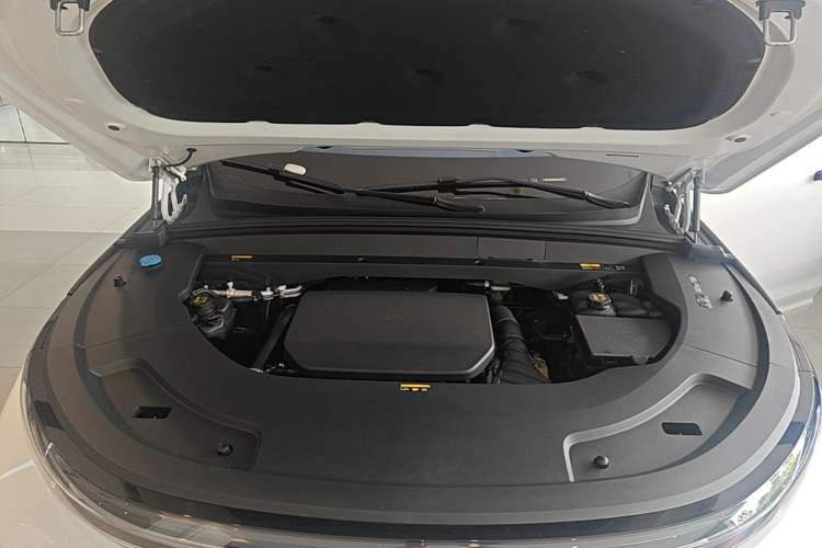 Used Li Auto L7 2023 Max model Engine Bay