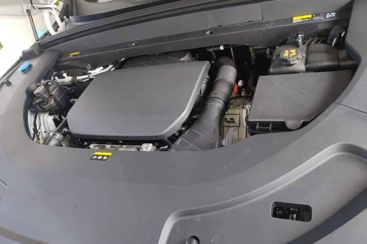 Used Li Auto L7 2023 Air model Engine Bay