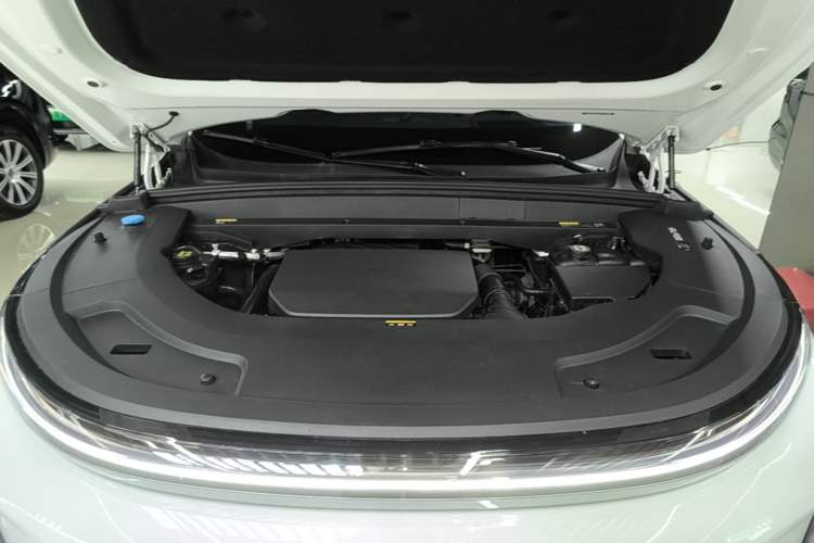 Used Li Auto L7 2023 Max model Engine Bay