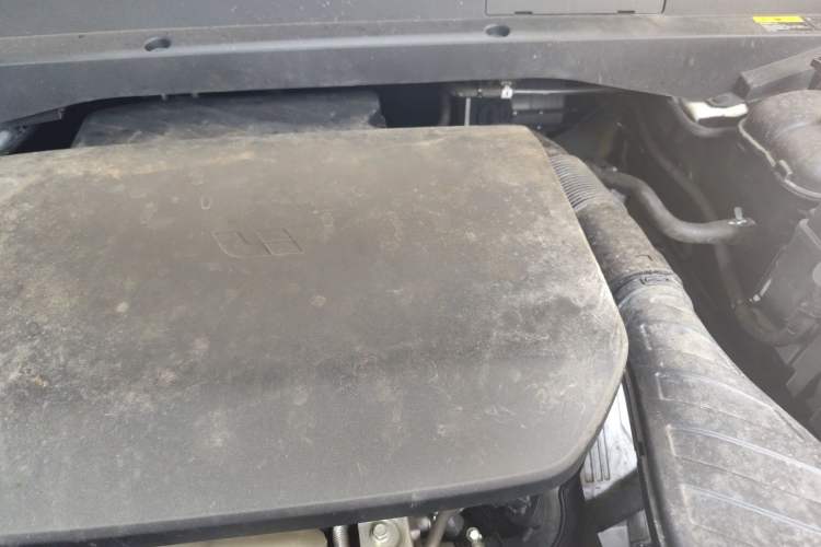 Used Li Auto L7 2023 Pro Model Engine Bay Left