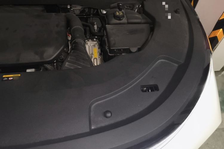 Used Li Auto L7 2023 Pro Model Engine Bay Left
