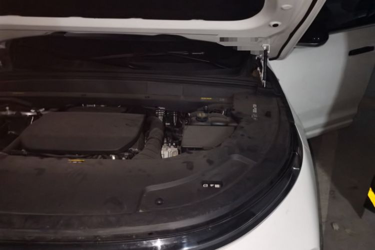 Used Li Auto L7 2023 Pro Model Engine Bay Left