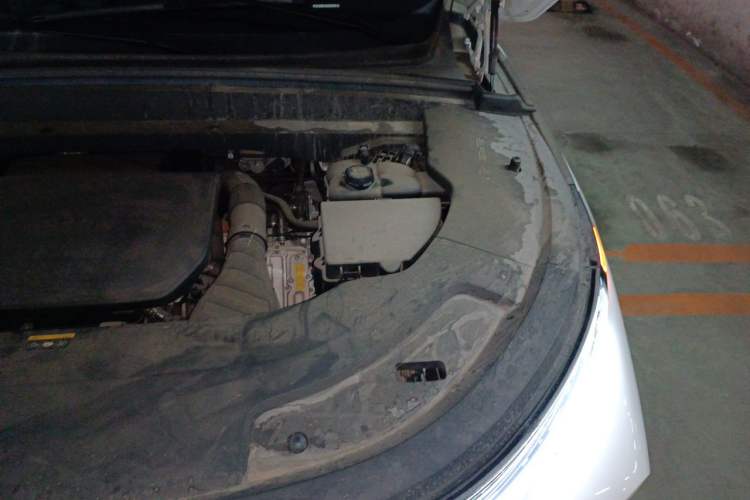 Used Li Auto L7 2023 Pro Model Engine Bay Left