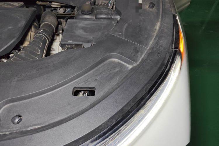 Used Li Auto L7 2023 Max model Engine Bay Left