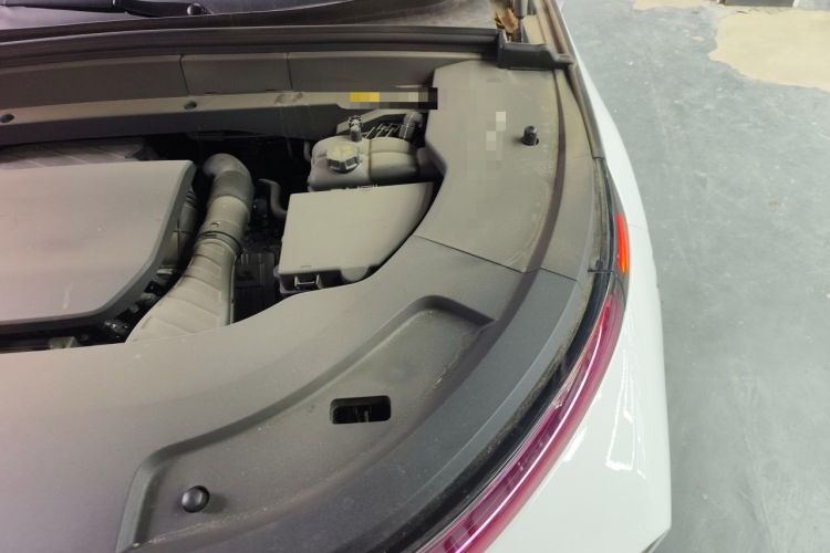 Used Li Auto L7 2023 Pro Model Engine Bay Left