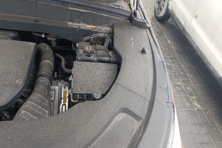 Used Li Auto L7 2023 Max model Engine Bay Left
