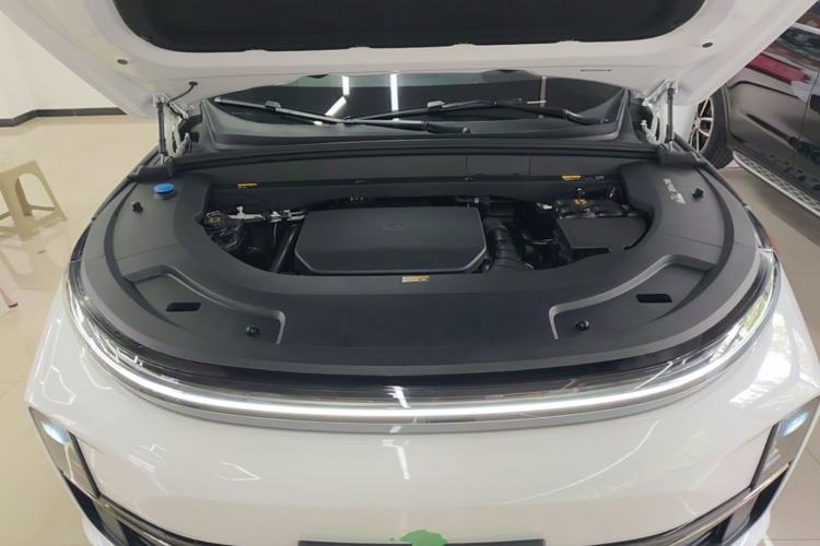 Used Li Auto L7 2023 Pro Model Engine Bay