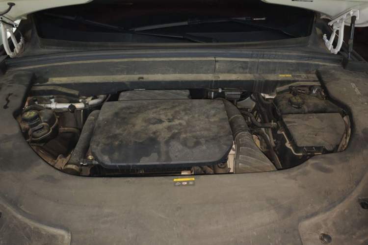Used Li Auto L7 2023 Pro Model Engine Bay