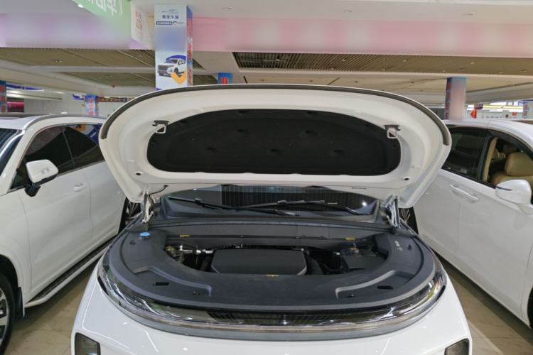 Used Li Auto L7 2023 Pro Model Engine Bay