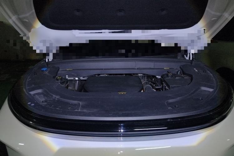 Used Li Auto L7 2023 Pro Model Engine Bay