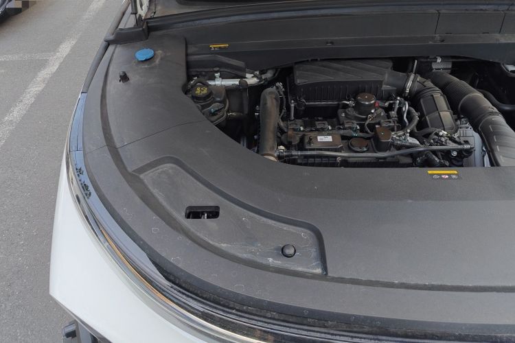 Used Li Auto L7 2023 Air model Engine Bay Right