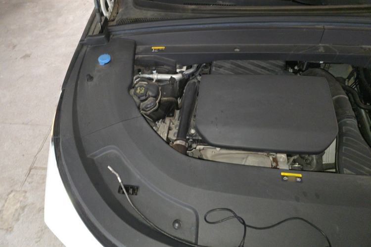 Used Li Auto L7 2023 Pro Model Engine Bay Right