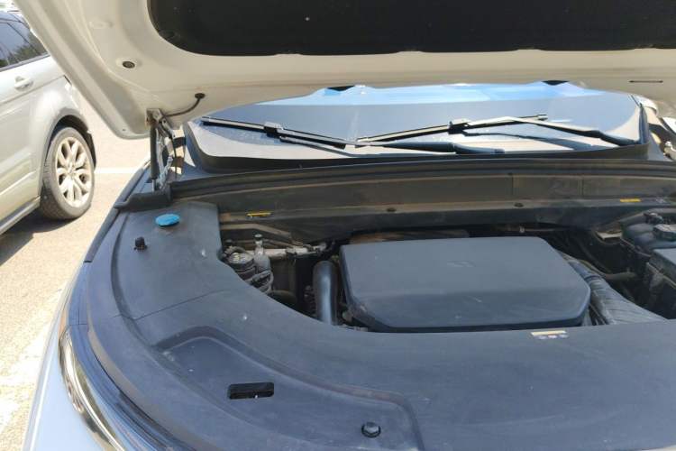 Used Li Auto L7 2023 Pro Model Engine Bay Right