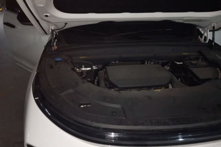 Used Li Auto L7 2023 Pro Model Engine Bay Right