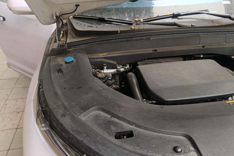 Used Li Auto L7 2023 Pro Model Engine Bay Right