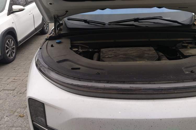 Used Li Auto L7 2023 Pro Model Engine Bay Right