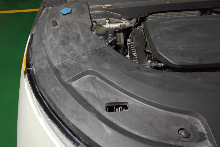 Used Li Auto L7 2023 Max model Engine Bay Right