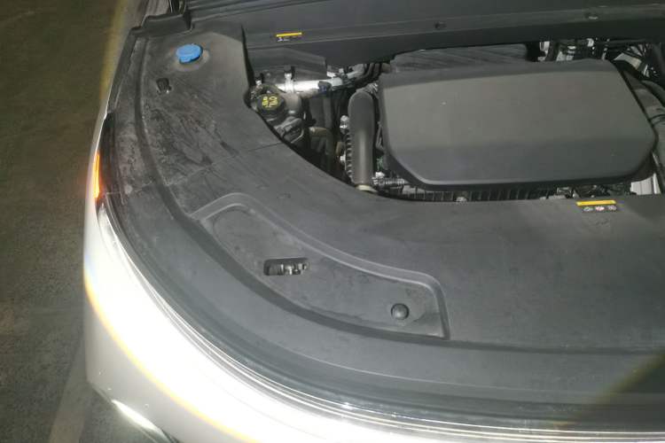 Used Li Auto L7 2023 Pro Model Engine Bay Right