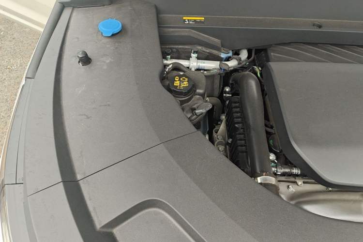 Used Li Auto L7 2023 Pro Model Engine Bay Right
