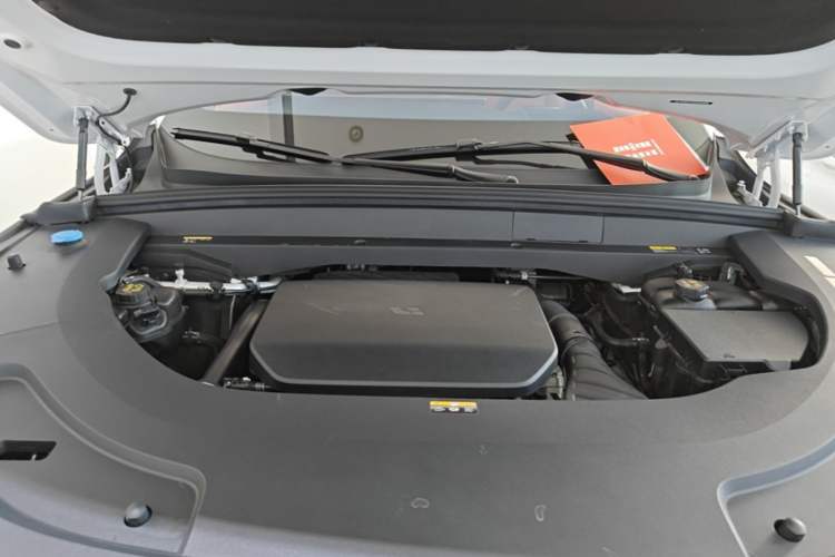 Used Li Auto L7 2023 Air model Engine Bay