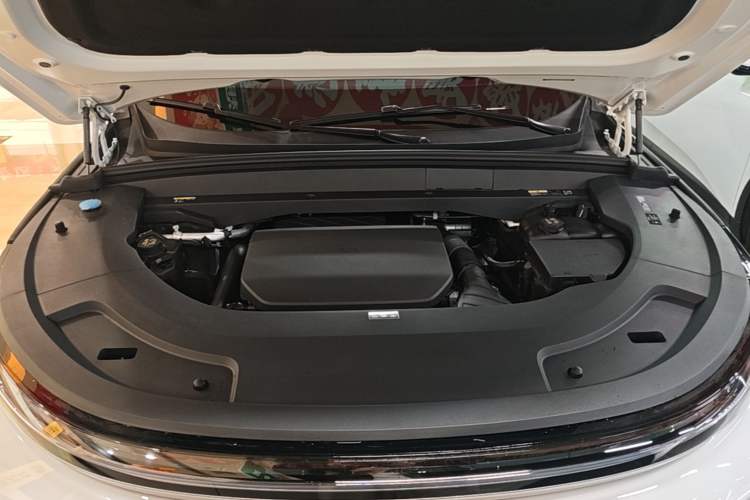 Used Li Auto L7 2023 Air model Engine Bay
