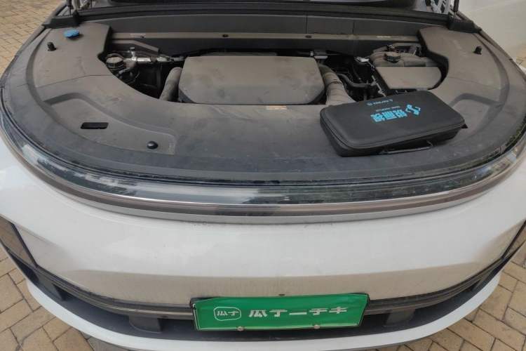 Used Li Auto L7 2023 Pro Model Engine Bay