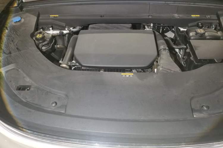 Used Li Auto L7 2023 Pro Model Engine Bay