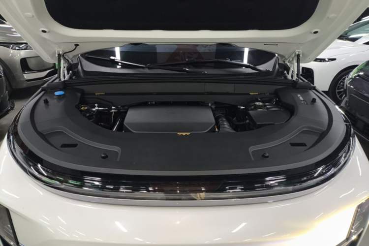 Used Li Auto L7 2023 Air model Engine Bay