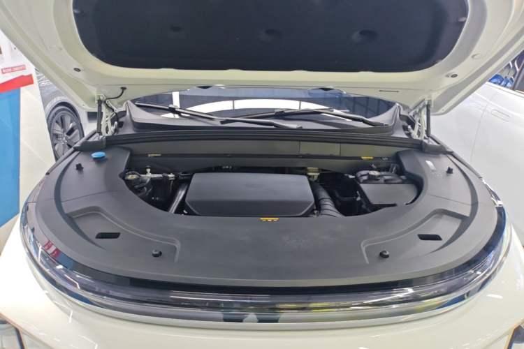 Used Li Auto L7 2023 Max model Engine Bay