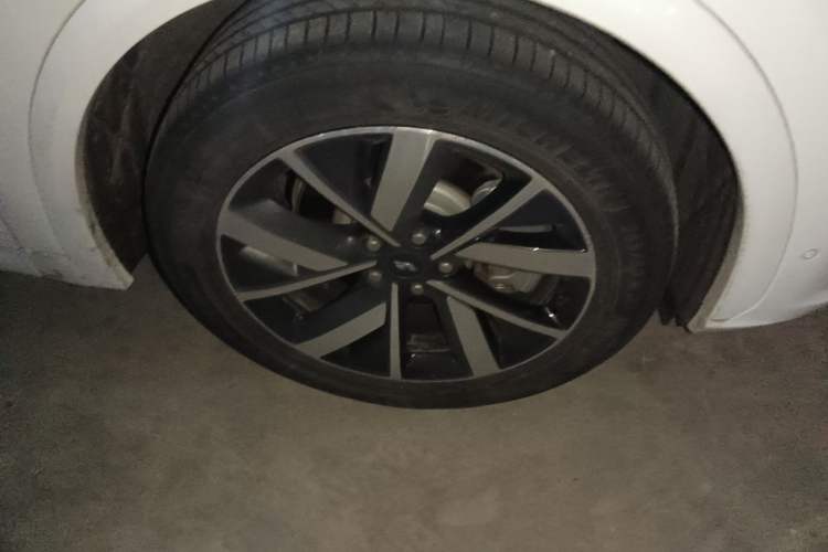 Used Li Auto L7 2023 Pro Model Exterior 1