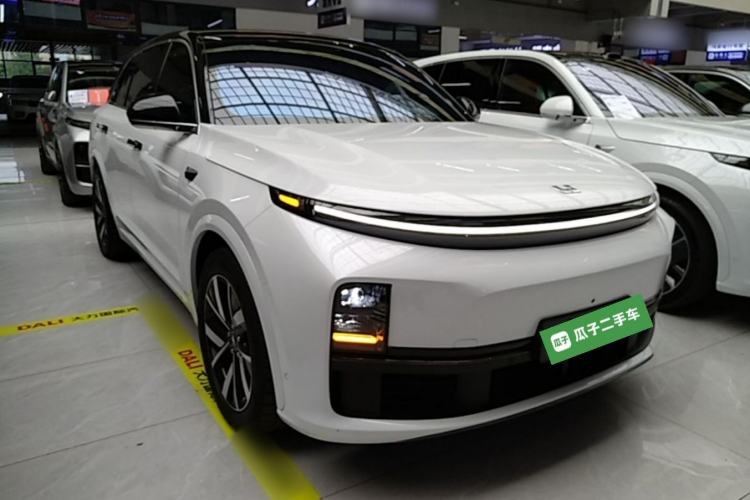 Used Li Auto L7 2023 Pro Model Exterior 1