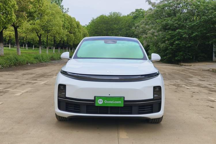 Used Li Auto L7 2023 Pro Model Exterior 1