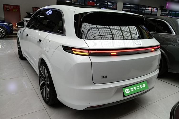 Used Li Auto L7 2023 Pro Model Exterior 2