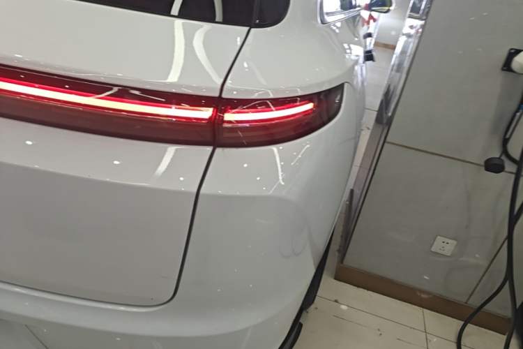 Used Li Auto L7 2023 Air model Exterior 3