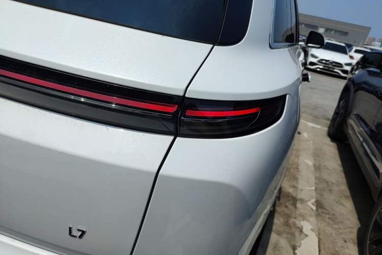 Used Li Auto L7 2023 Air model Exterior 3