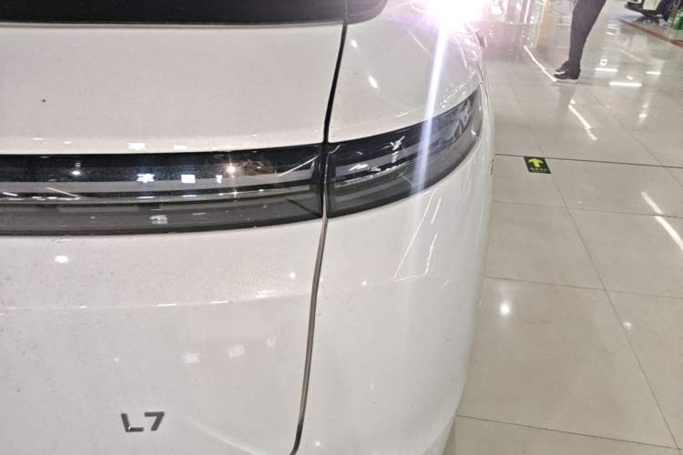 Used Li Auto L7 2023 Max model Exterior 3