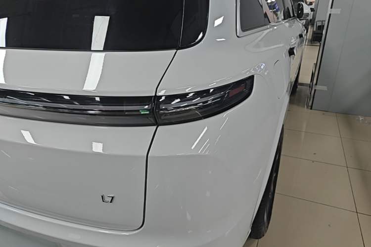 Used Li Auto L7 2023 Air model Exterior 3