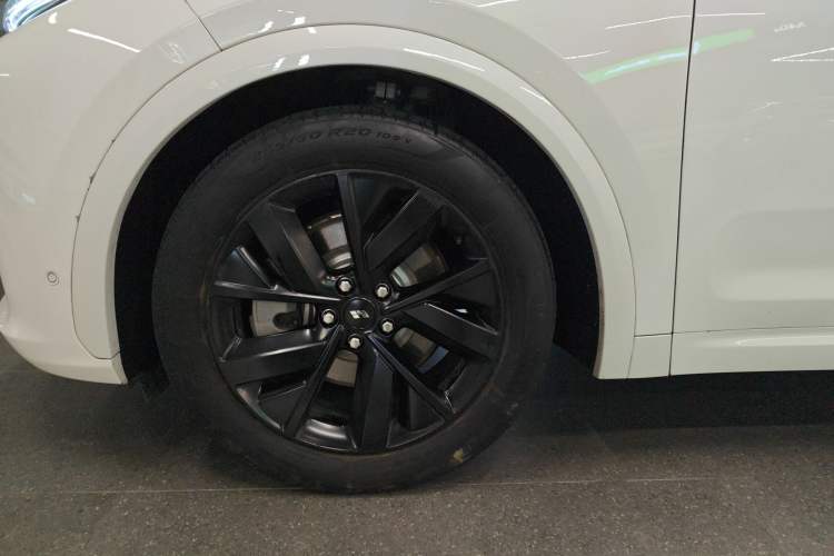 Used Li Auto L7 2023 Pro Model Exterior 5