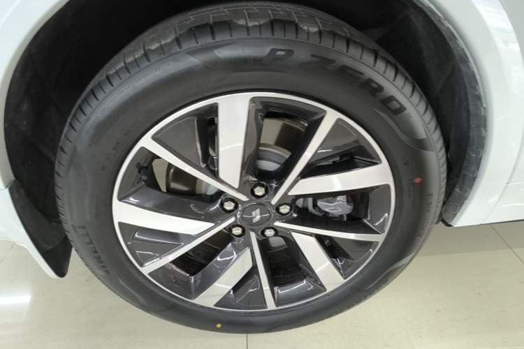 Used Li Auto L7 2023 Max model Exterior 5