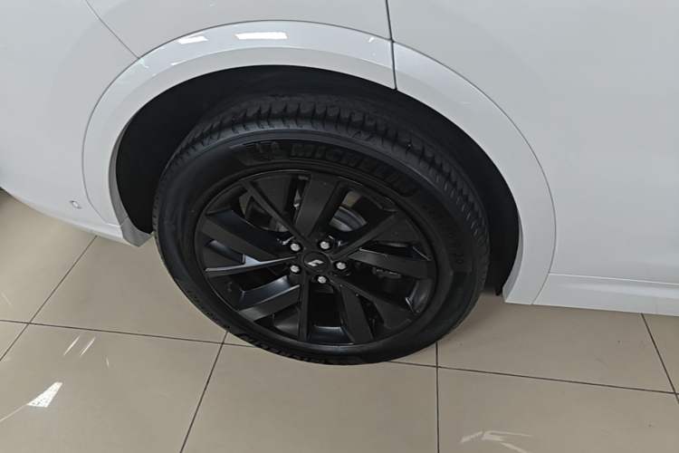 Used Li Auto L7 2023 Air model Exterior 5