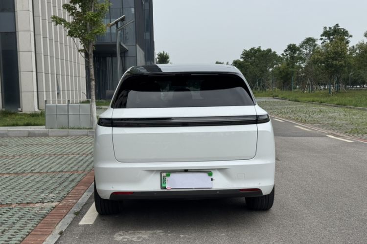 Used Li Auto L7 2023 Pro Model Exterior 8