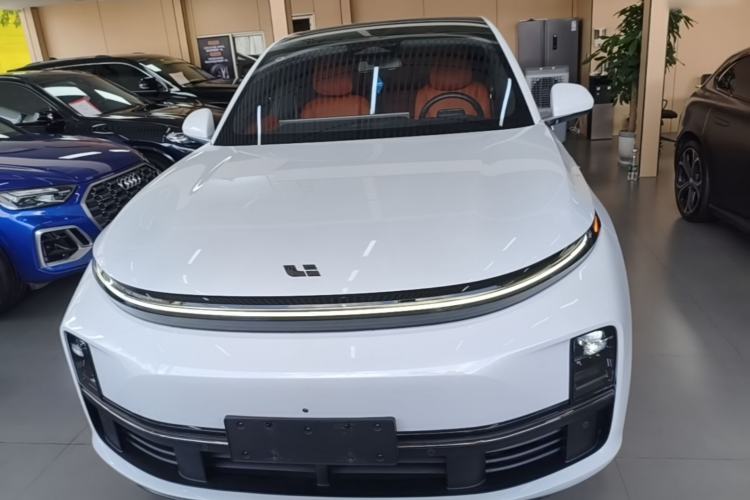 Used Li Auto L7 2023 Pro Model Front