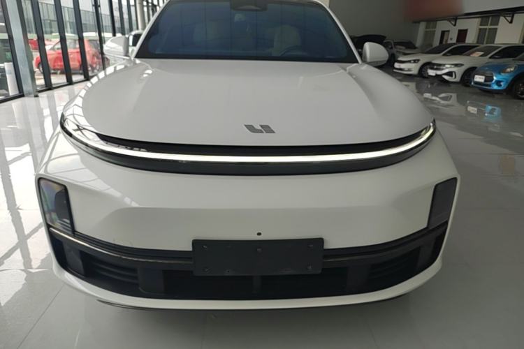 Used Li Auto L7 2023 Pro Model Front