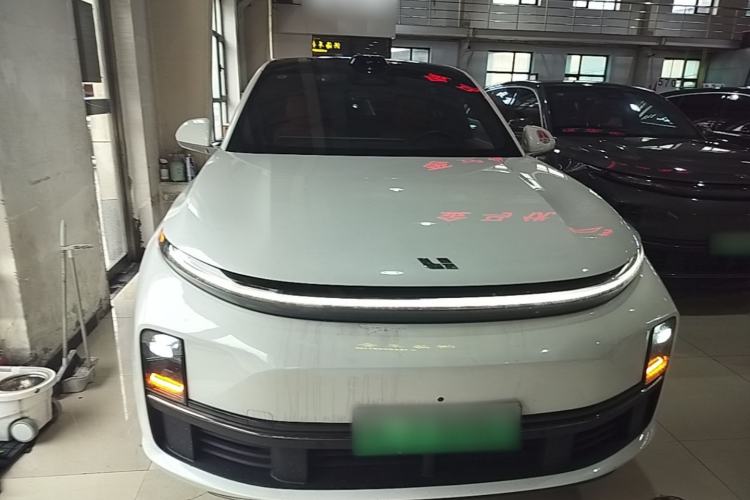 Used Li Auto L7 2023 Max model Front