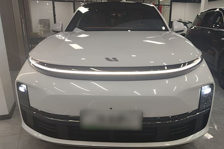 Used Li Auto L7 2023 Pro Model Front