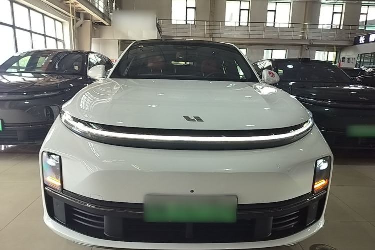 Used Li Auto L7 2023 Pro Model Front