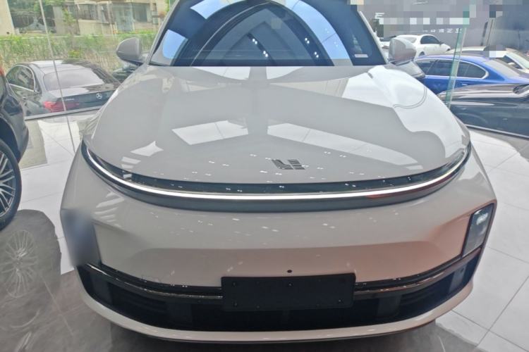 Used Li Auto L7 2023 Pro Model Front