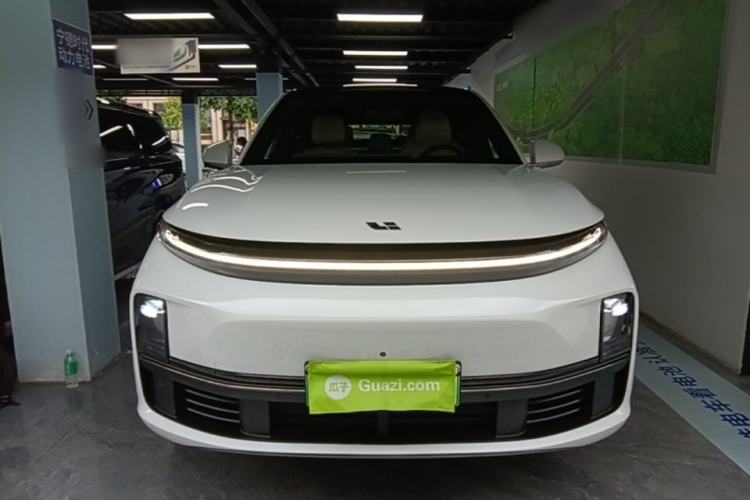 Used Li Auto L7 2023 Pro Model Front