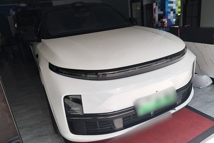 Used Li Auto L7 2023 Max model Front Right 45 Deg