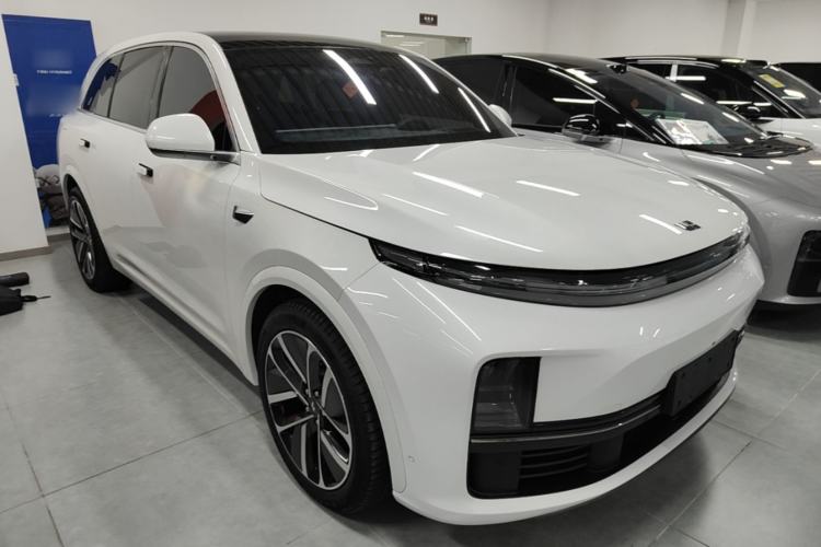 Used Li Auto L7 2023 Pro Model Front Right 45 Deg